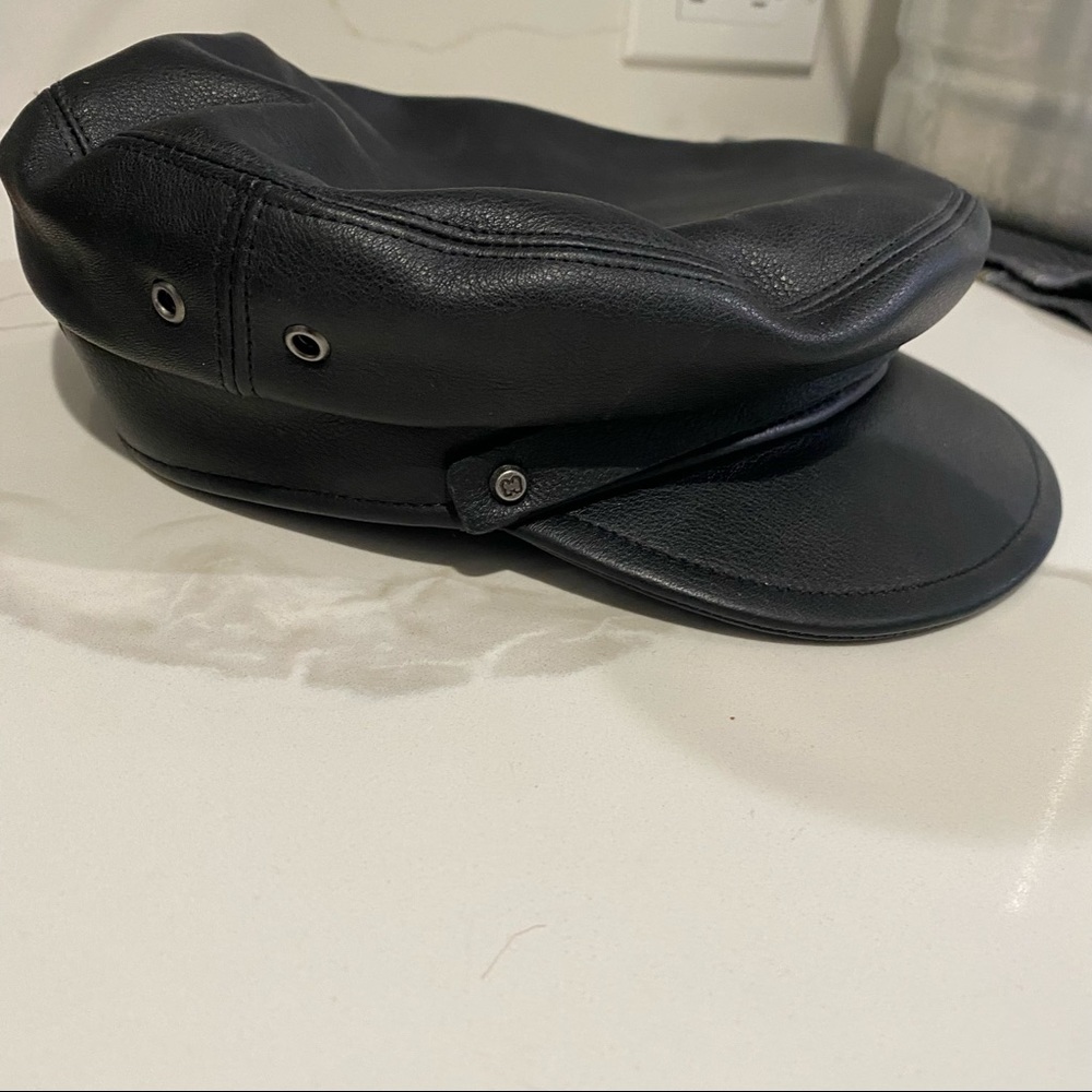 Eric Javits hat